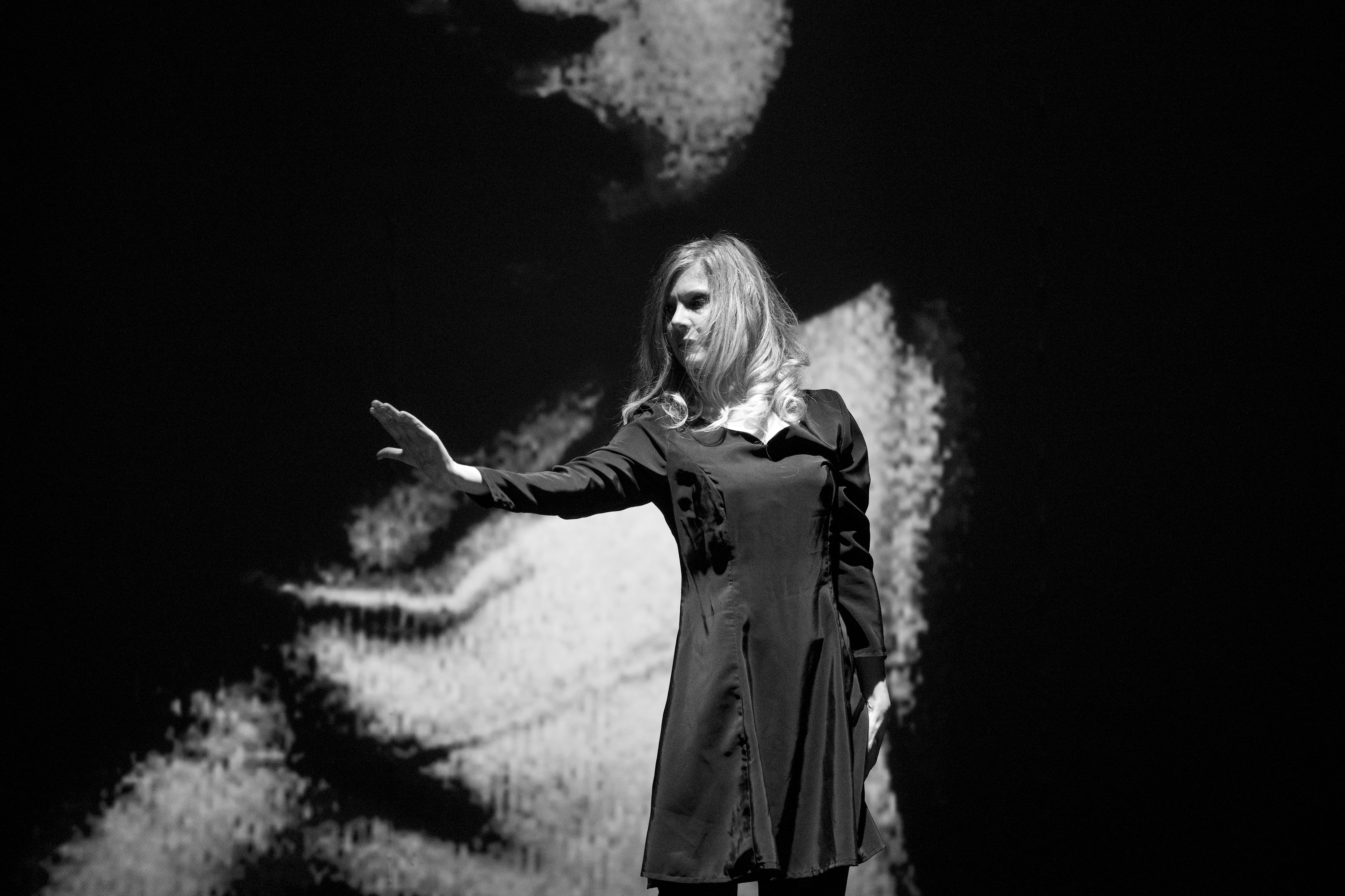 Foto di scena di Alessandra Lai.
